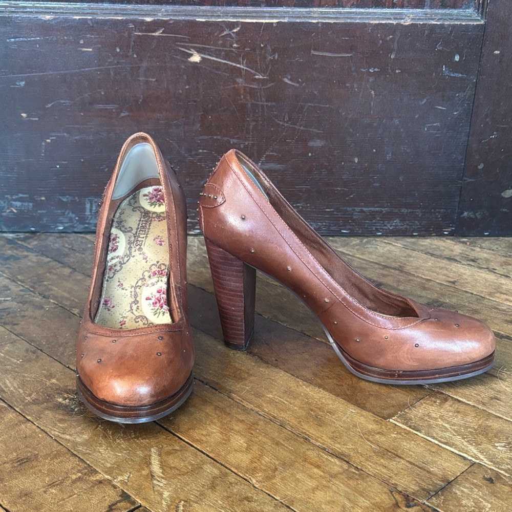 Seychelles Brown Leather Women's Heels